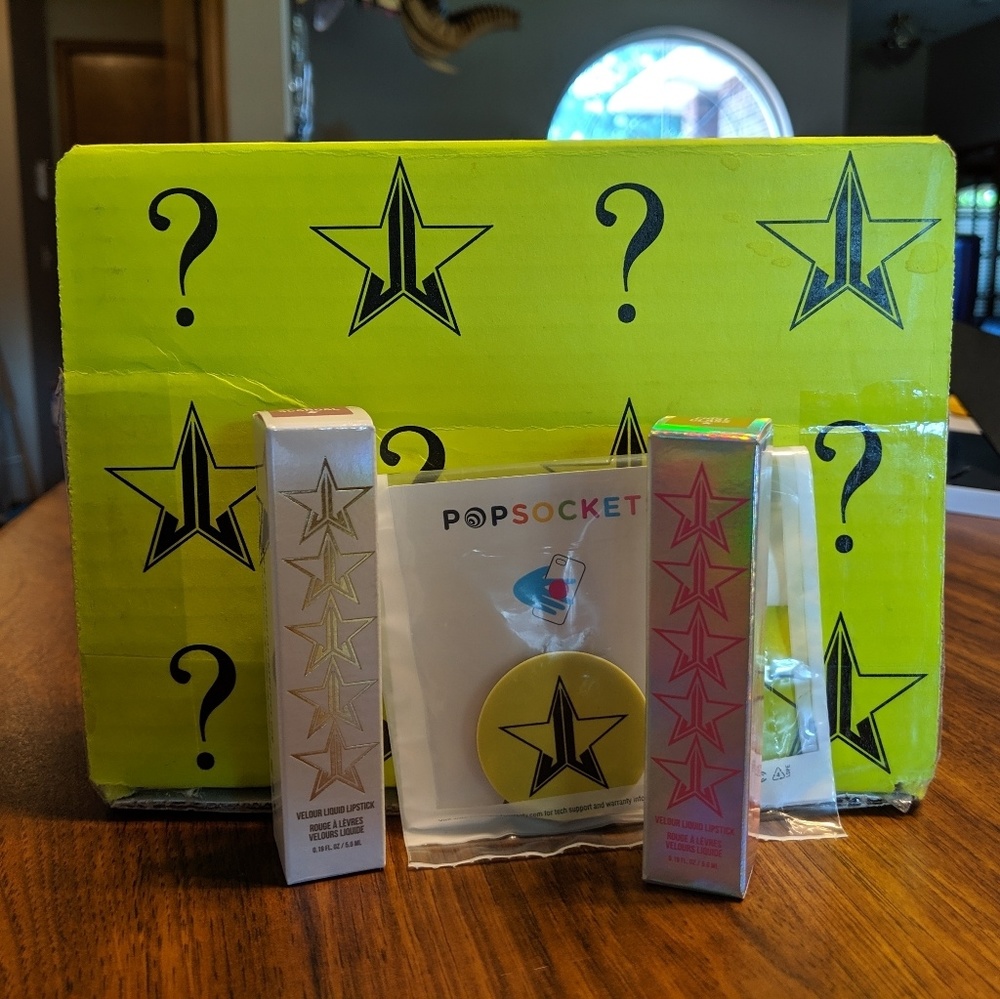 NIB Jeffree Star Summer 2019 Mystery Box
